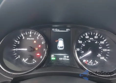 2017 Nissan Rogue Sv z USA, uszkodzony, nr VIN 5N1AT2MN9HC774797